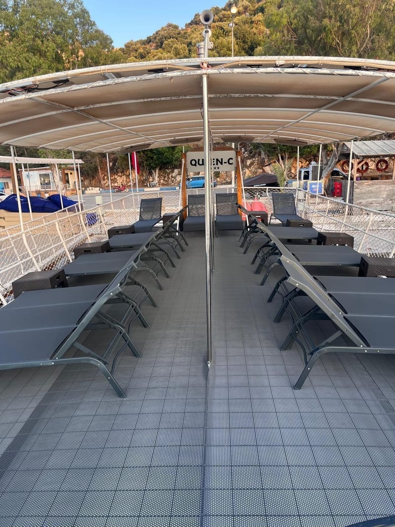 Queen C Boat Tour — On the water (7)